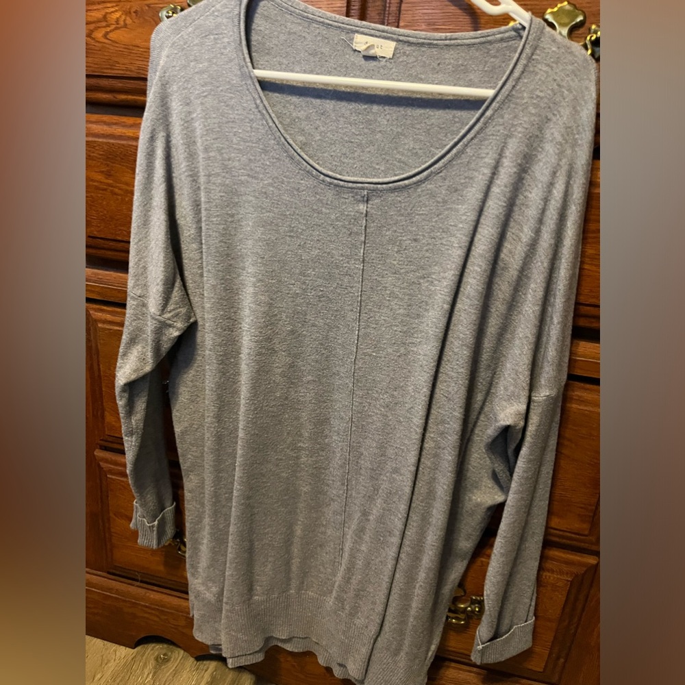 Grey/blue sweater